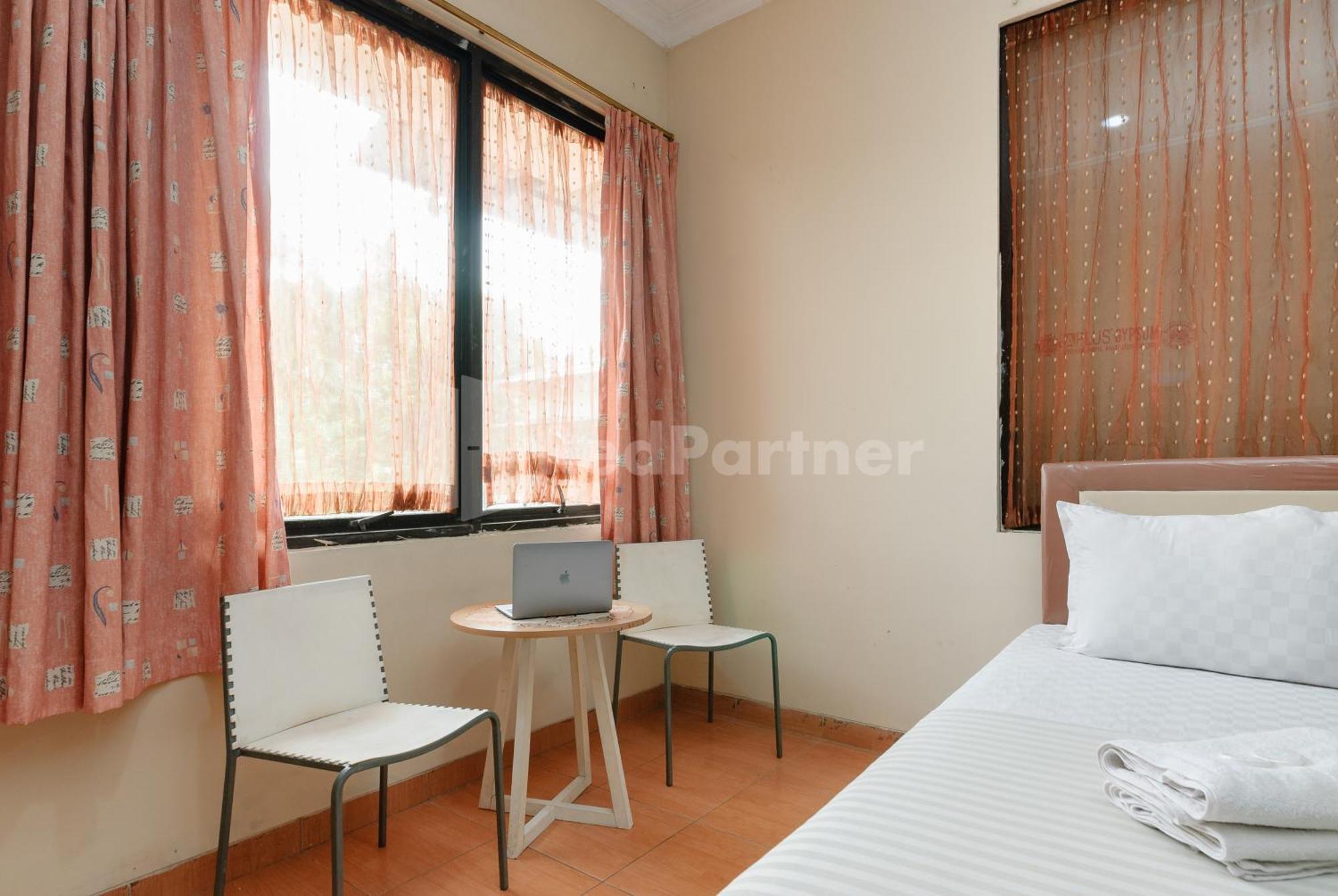 Sr Residence Near Mall Ciputra Cibubur Mitra Reddoorz 베카시 외부 사진